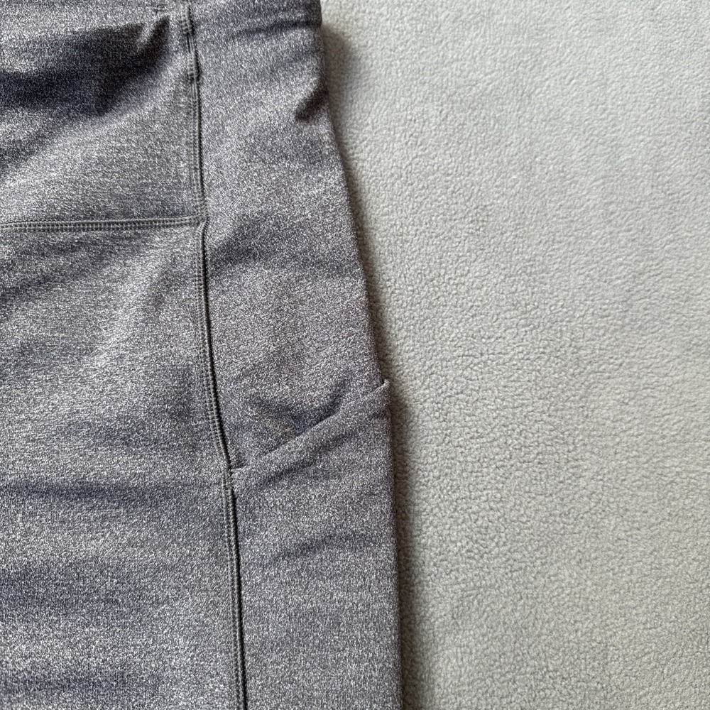 Lululemon In Movement Tight Everlux Tall 4 Gray Full Length Side Pockets - Picture 10 of 12